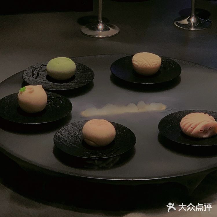 在杭州❗️这家店把每道菜都做成了艺术品🌸