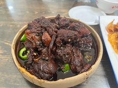 砂钵黑鸭-神仙钵湘香土菜馆(光华路店)