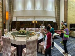 -东豪园林海鲜酒家(南港路辅路店)