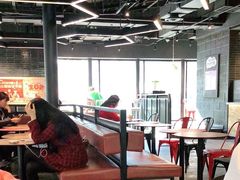 大堂-肯德基(孝陵卫地铁站店)