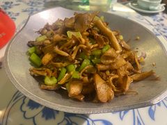 -卢大鲜鱼头捞饭(美利广场店)