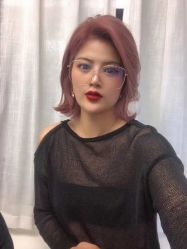 -V8潮牌·接发烫染连锁