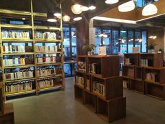 -香洲区图书馆(乐士文化区店)