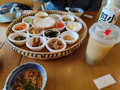 -包整·丝娃娃(一览甲秀楼风景店)