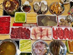 -杨老板·海鲜集市火锅·鲜切牛肉(中防万宝店)