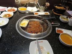 -木槿花韩式炭烤·熟成肉工坊(孙文东路店)