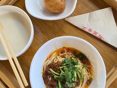 -万县面馆(高笋塘店)