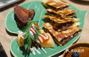 Crispy Beef Cheese Quesadillas