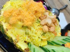 泰式凤梨菠萝炒饭-Hi YOU你的饭局泰餐厅(雍和宫店)