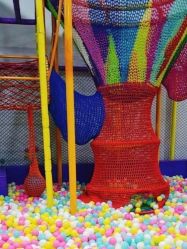 -蹦贝运动中心·蹦床·攀岩·闯关(龙岗店)