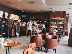 -星巴克臻选(呼和浩特维多利摩尔城店)