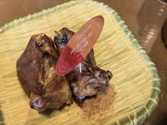 -东口码头·烧鸽子·鱼头泡饼·地方菜(金鹰悦城店)