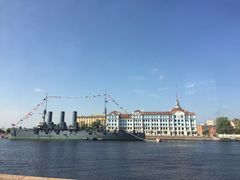 -阿芙乐尔号巡洋舰