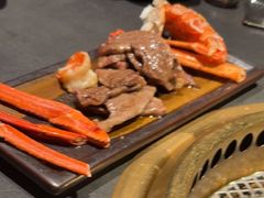 -铭牛烧肉·和牛海鲜自助(高新月牙湖店)