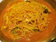 酸辣土豆丝-丝路金桃·新疆菜(徐汇店)