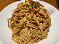 -江渔儿酸菜鱼专门店(明珠广场店)
