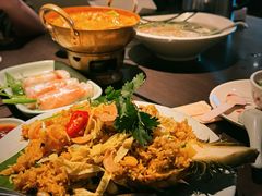 -大头虾越式风味餐厅(光明广场店)