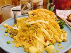 菠萝海鲜炒饭-苏梅花园(群星城店)