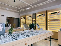 -康利眼镜·蔡司战略合作店(龙泉书房店)