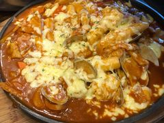 海鲜芝士炒年糕-MI WU FACTORY米屋美食工厂餐厅(绿地店)