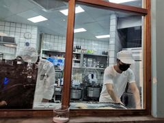 -Dough&Joe团憩(瑞虹天地月亮湾店)