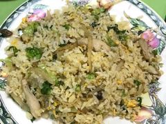 咸鱼鸡粒炒饭-胜利茶餐室