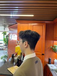 -米娜男士新国潮理发馆