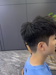 -藤野造型•烫染专业店