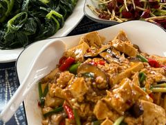 折耳根炒腊肉-仁和人家