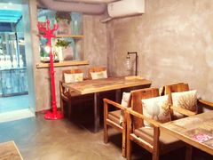 -HIGH FIVE哈福手工汉堡(桂林路店)