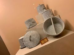 -绿色墨脱石锅城