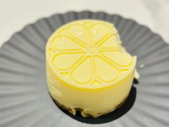 -潮一不贰·法式甜品·生日蛋糕·西式简餐(外滩店)