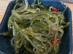 -湊湊火锅·茶憩(南京东路悦荟店)