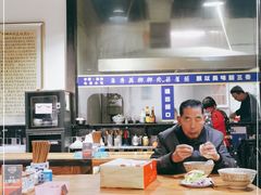 大堂-朱秀英梆梆肉葫芦头(琉璃街店)