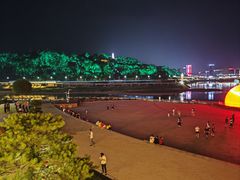 -中国宜宾·长江地标广场