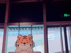 -HUZI虎滋精酿餐吧(京西大悦城店)