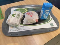 -麦当劳(郑州东高铁站店)
