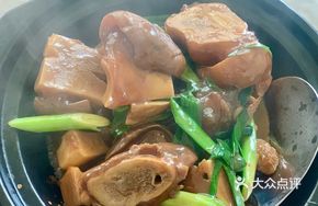 Braised Beef Trotter