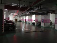 -龙湖天街-停车场