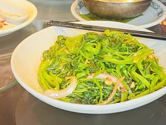 -大头虾越式风味餐厅(光明广场店)