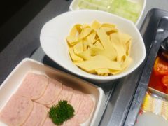 -海底捞火锅(海宁路店)