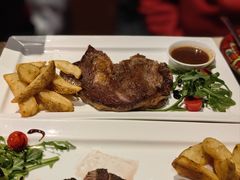 -LENBACH兰巴赫西餐啤酒坊(大连东港店)