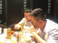-龙巢盱眙龙虾·牛蛙·烧烤宵夜(八卦岭店)