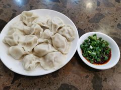 -周家大连水饺(美专校街店)