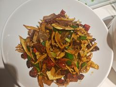 -楚山晓·湖北菜(武汉光谷K11店)