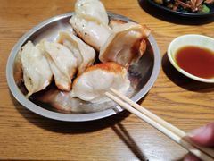 -黄阿姨锅贴大王(万航渡路店)