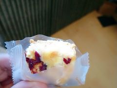 牛轧奶芙-妙思西饼(新华新玛特店)