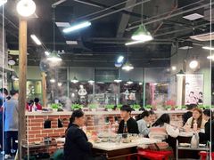 大堂-憨铁匠老火锅(龙岗万科里店)