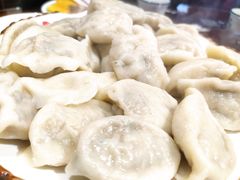 -东来菜馆•手抓海鲜家常菜•海鲜锅贴(鸽子窝店)