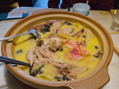 杭州老鸭煲-弄堂里(西溪龙湖天街店)